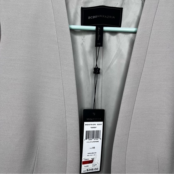 BCBGMaxAzaria NWT DerekCutaway Blazer in Light Stone Size X-Small - Picture 8 of 13